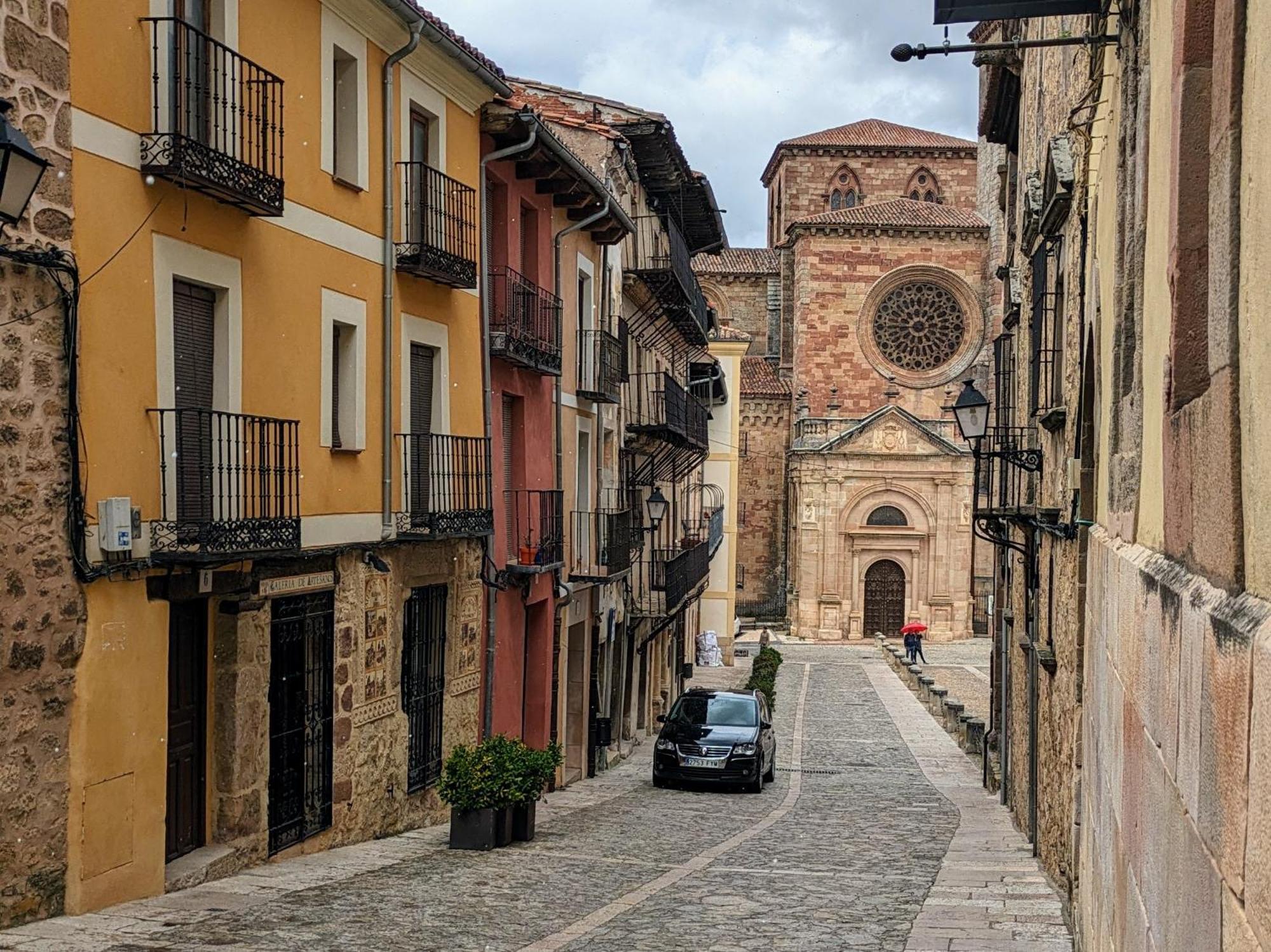 Ferienwohnung Vut Reyna Beatriz Siguenza Exterior foto